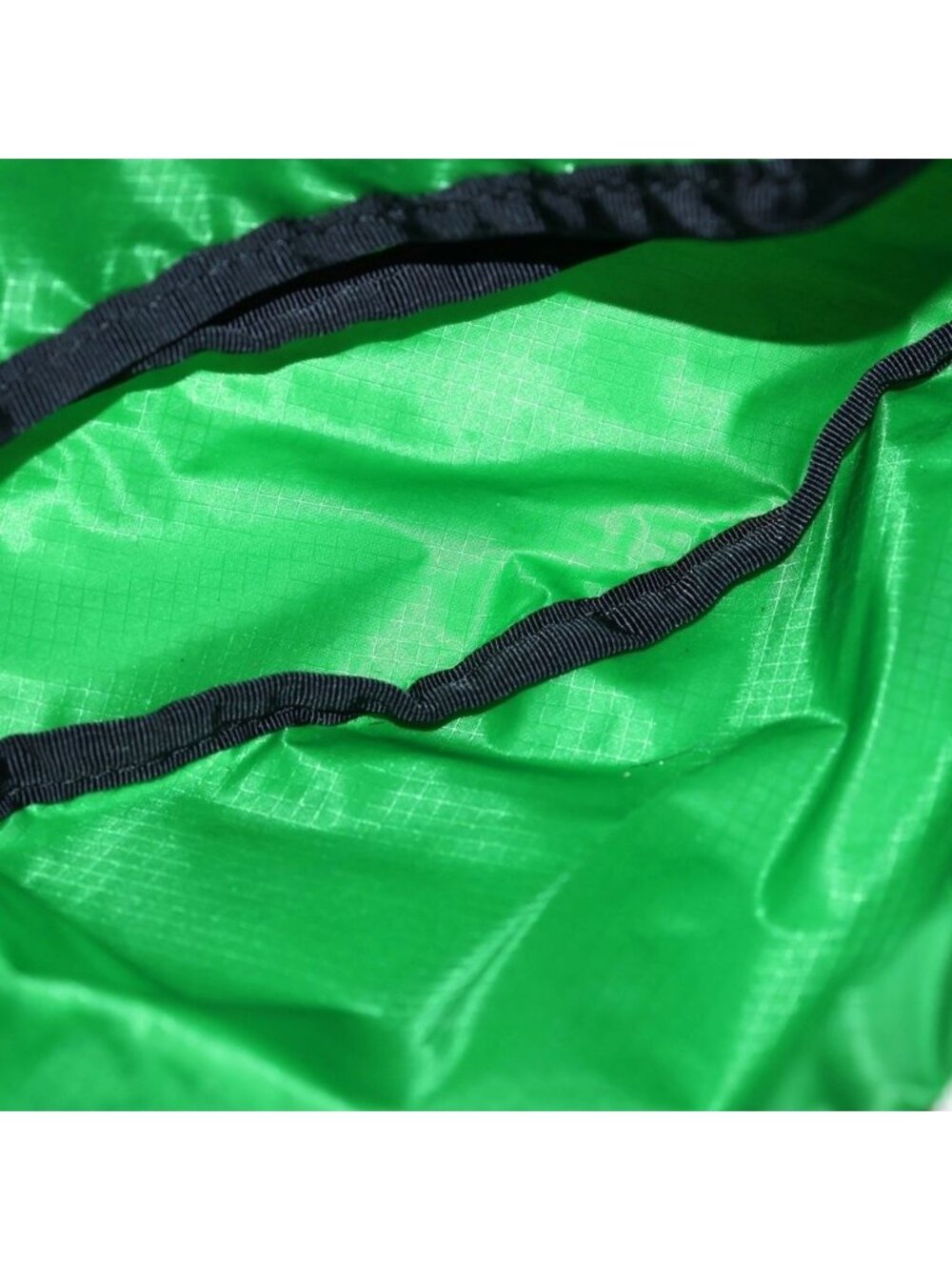 Moncler and Wander Small Patch Logo Nylon Small Shoulder Bag Green - Picture 4 of 6